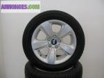 Vend 4 pneus neige avec jantes pour bmw - Miniature