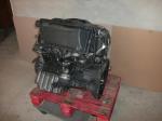 Moteur mercedes 190d - Miniature