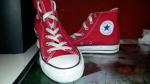 Converses rouges - Miniature