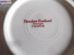 Tasses a cafe et soucoupe en porcelaine - Miniature